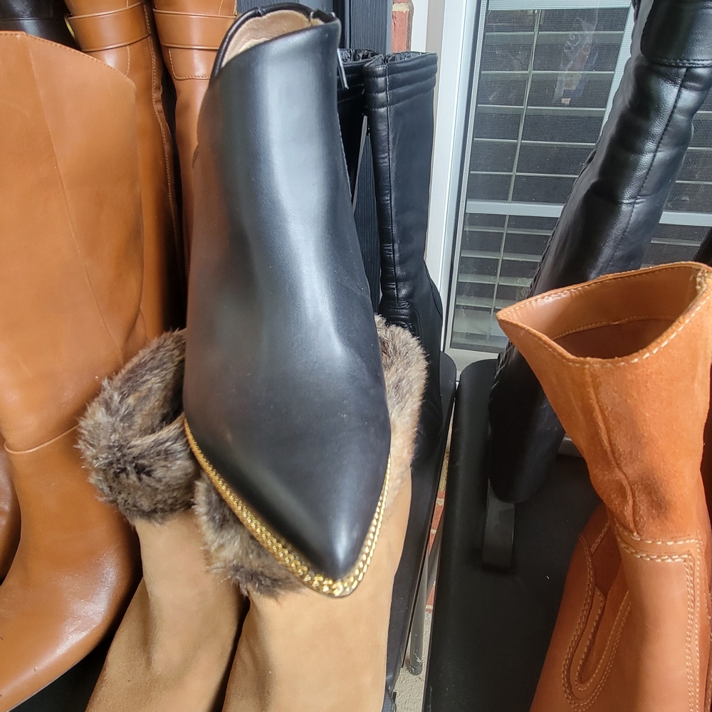 Elegant Black Ankle Boots with Gold Trim